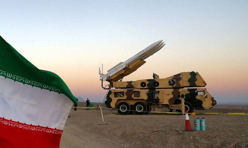 الدفاع الجوي الإيراني: الأصوات التي قيل انها سمعت غرب البلاد كاذبة
