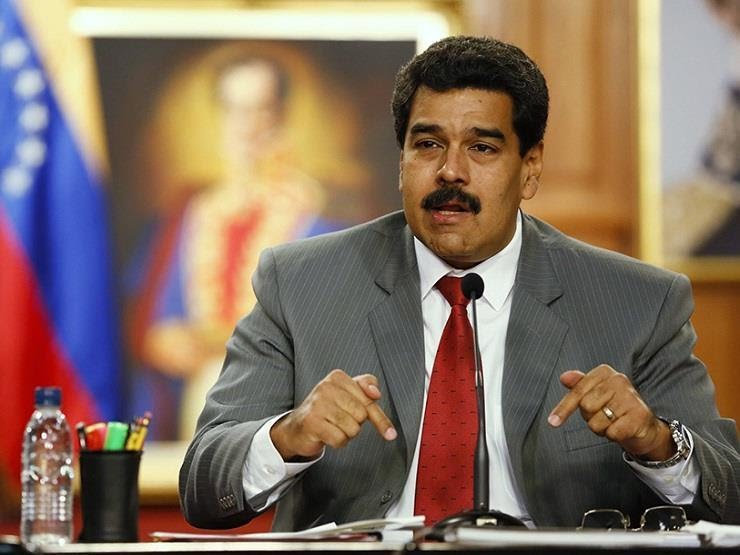 مادورو يعلن فتح الحدود بين فنزويلا وكولومبيا