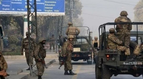 باكستان: القوات الخاصة الباكستانية تحرر رهائن وتقتل جميع محتجزيهم