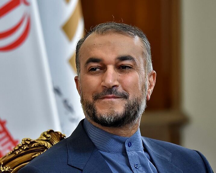 وزیرخارجه ایران: حامل پیام رئیس جمهور برای سلطان عمان هستم