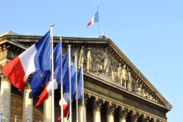 عقب دخول البرلمان الفرنسي على الخط.. علاقات باريس – الرباط نحو التأزم