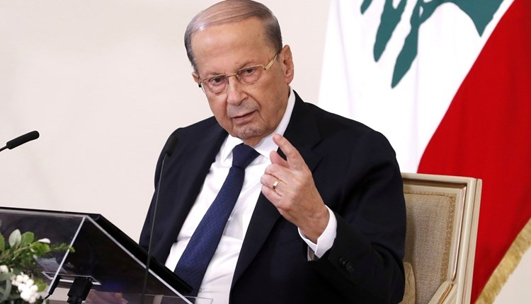 الرئيس اللبناني: حاكم مصرف لبنان متهم والشبهات تحوم حوله