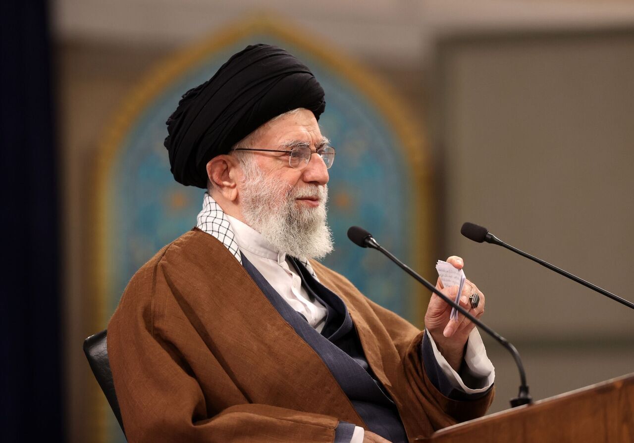 Enemies Seek to Deprive Iranians of Peaceful Nuclear Energy: Leader