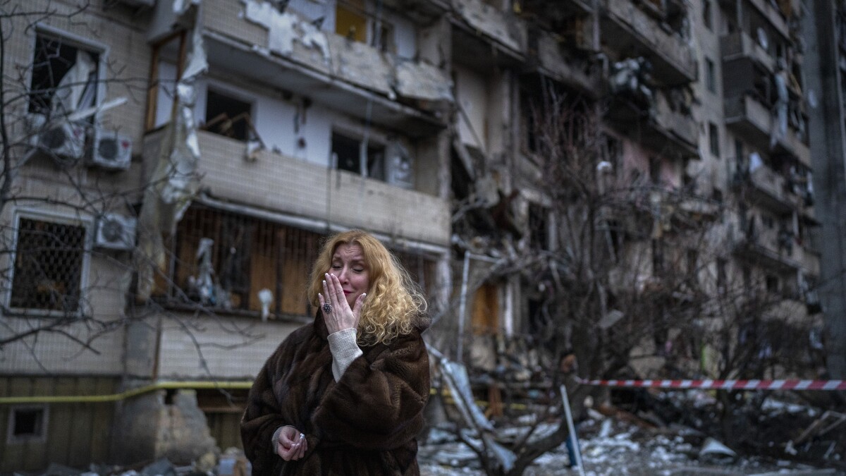 Social Media Users Criticize Media’s Double Standards in Coverage of Ukraine Conflict