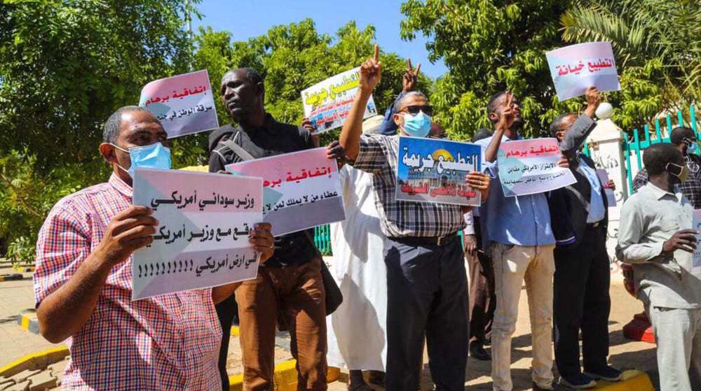 Sudanese People Reject Normalization of Ties with Israeli Regime