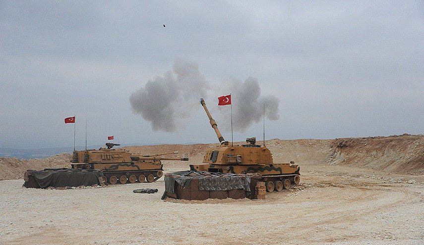 سوريا.. تركيا تعتدي على القرى وتدمر 11منزلا بريف الرقة الشمالي