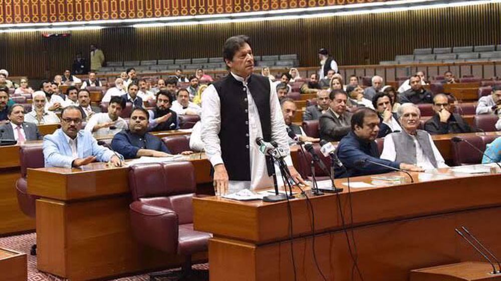 Pakistani MPs Chant ‘Death to America’, Reject Khan’s No-Confidence Motion