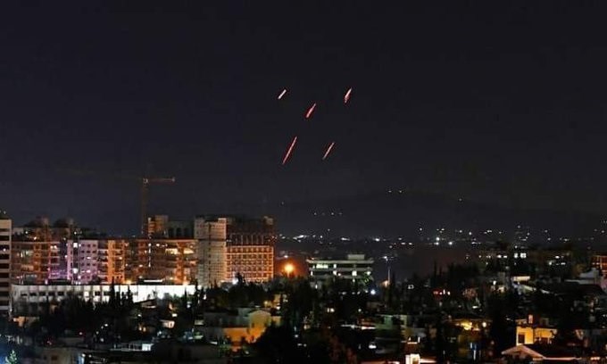 الدفاعات الجوية السورية تسقط عددا من صورايخ العدو الصهيوني
