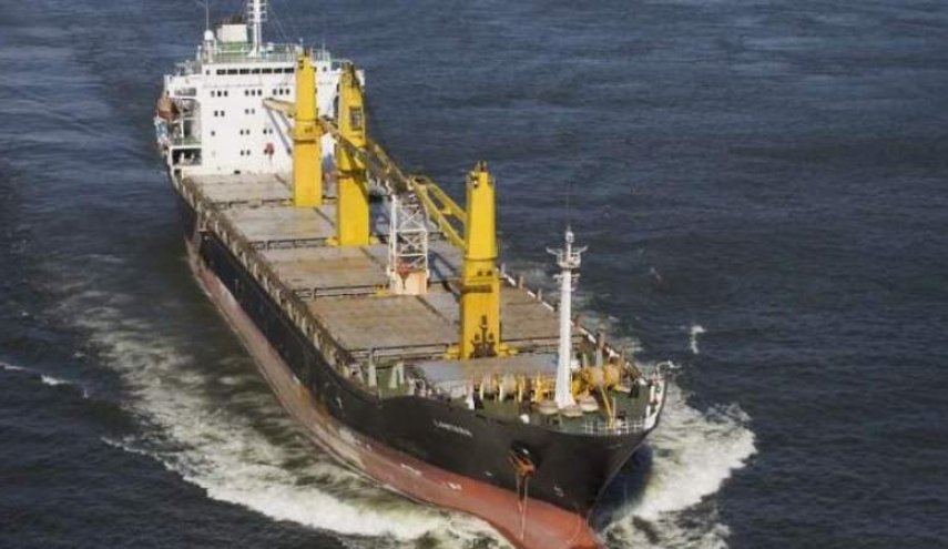 اليمن: سفينة "غولف ايتوس" تغادر شبوة بعد سرقة 400 ألف برميل نفط