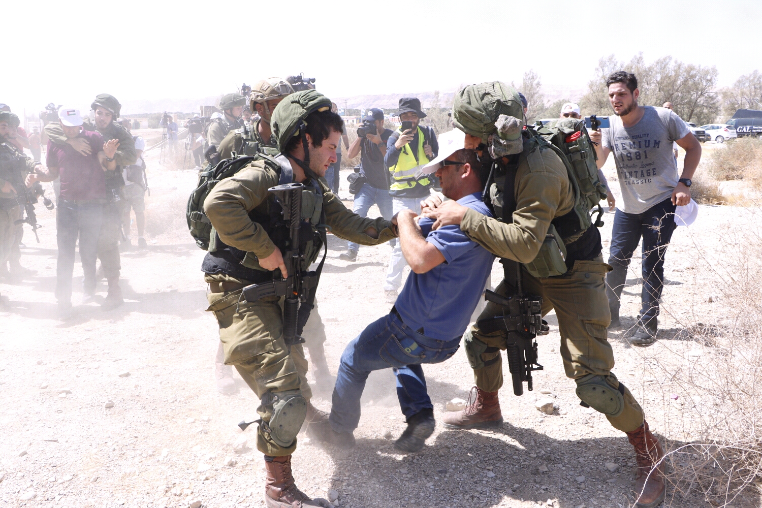 مطالبات حقوقية بريطانية  بملاحقة الجنود الإسرائيليين قضائياً