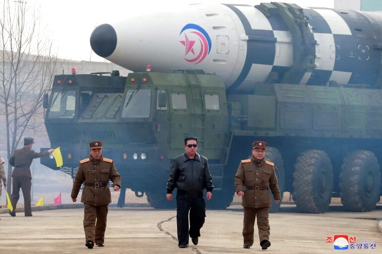 کره شمالی آماده انجام آزمایش هسته ای می شود