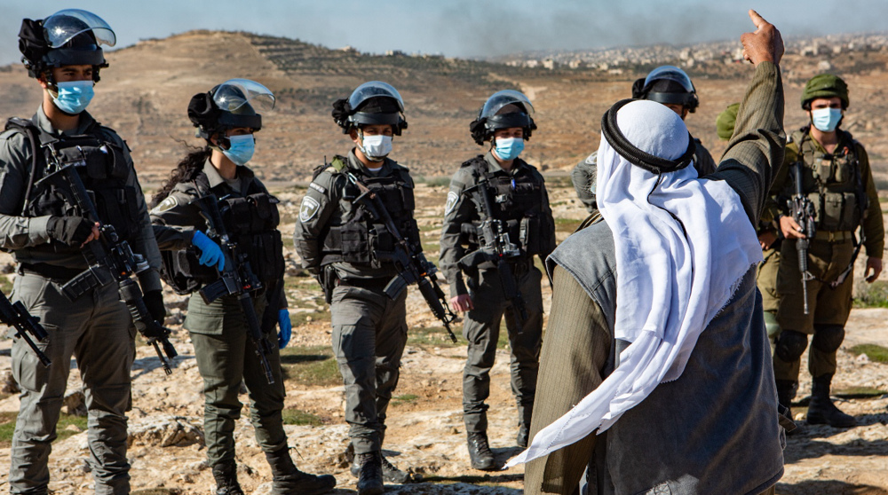 Israeli Regime Forces Storm Al-Quds Neighborhoods in New Escalation