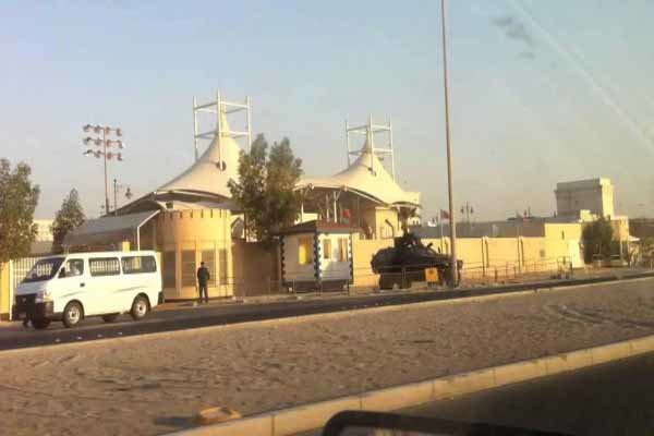 زندانبانان آل خلیفه روحانی بحرینی را مورد ضرب و شتم قرار دادند