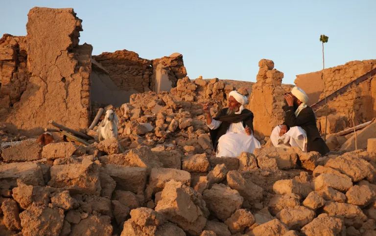 Death Toll from Afghan Earthquake Tops 2,400