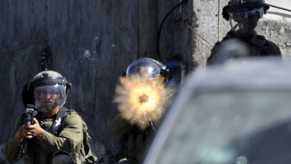 Israeli Soldiers Open Fire at Palestinian Journalists near West Bank City of Nablus