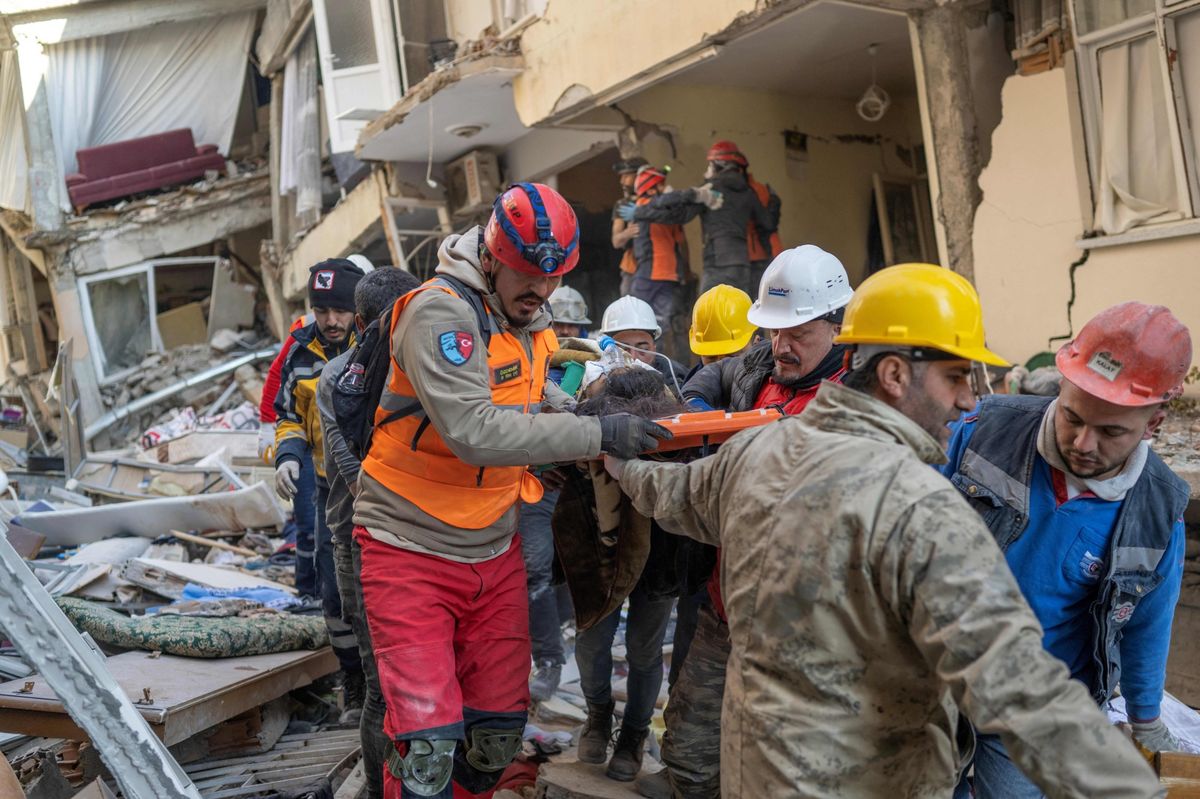 Toll from Earthquake Tops 33,000 in Turkey, Syria