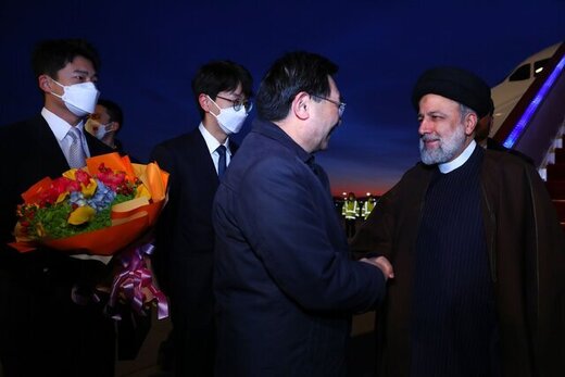 Iran, China Have Common Positions on Countering Unilateralism, Maintaining Independence: Iran President