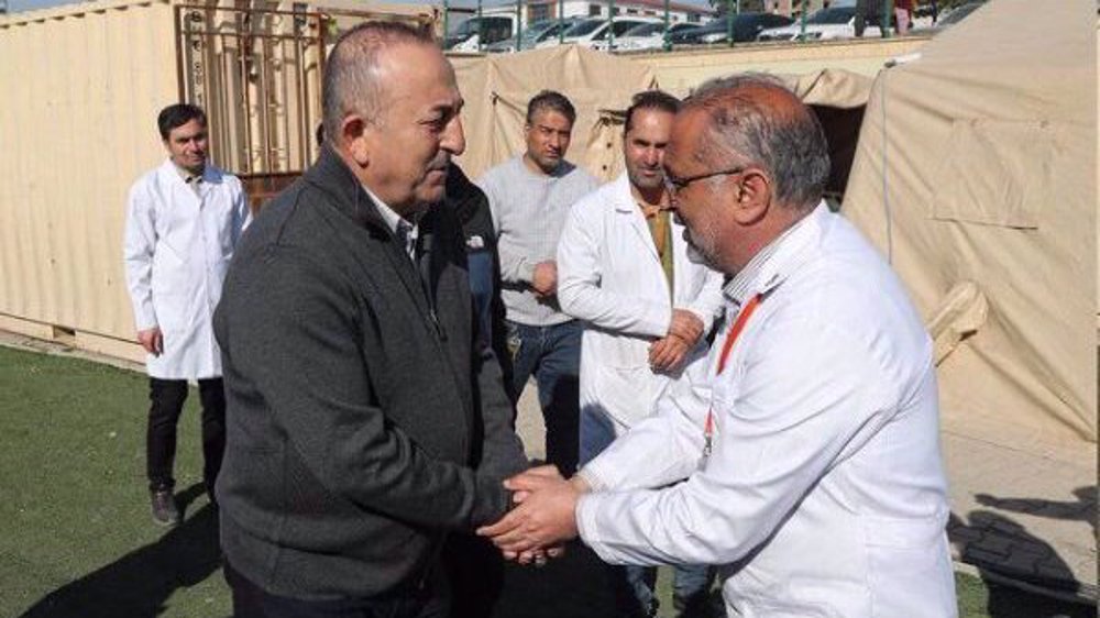 Turkish Foreign Minister Thanks Iranian Government, Nation for Quake Aid