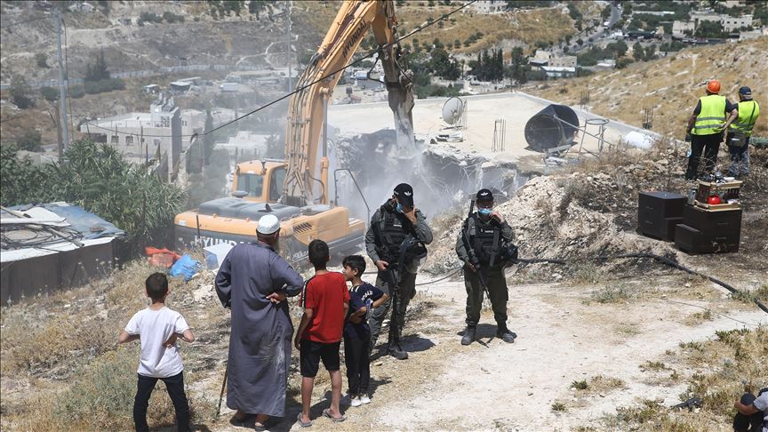 Israel Demolishes 2 Palestinian Houses in W. Bank despite Having Building License