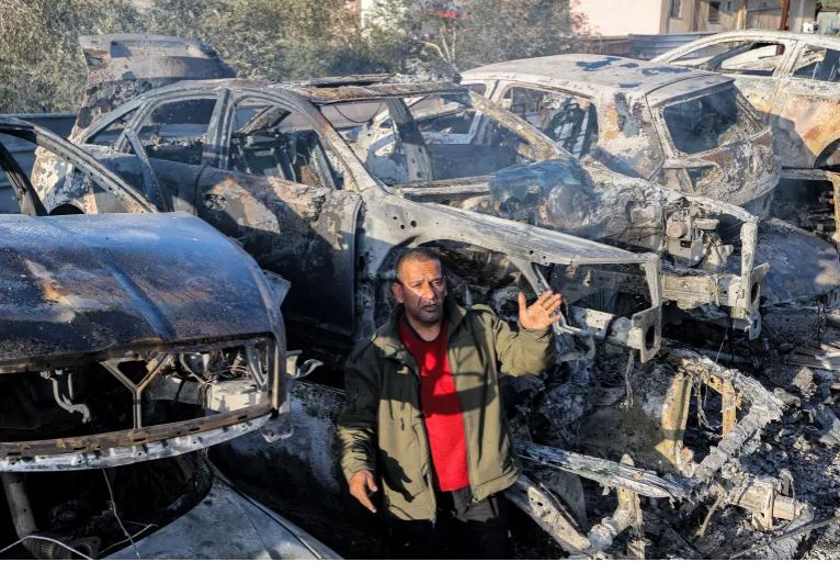 Israeli Settlers Torch Palestinians Homes after Tel Aviv, PA ’Worthless’ Meeting in Jordan