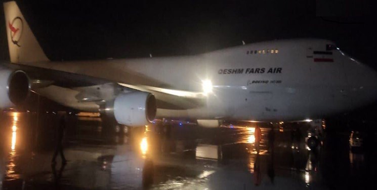محملة بـ 45 طناً من المواد الإغاثية.. طائرة مساعدات ايرانية تصل الى دمشق