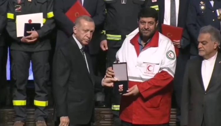 Turkey’s President Honors Iran’s IRCS over Earthquake Relief Efforts