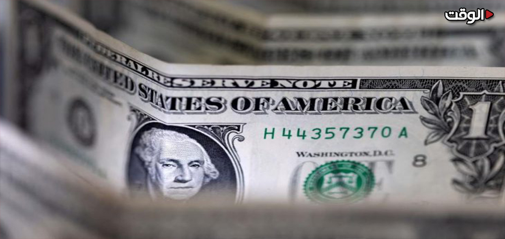 الضغط يستمر على الدولار تحت وطأة تخلف أمريكا عن سداد ديونها