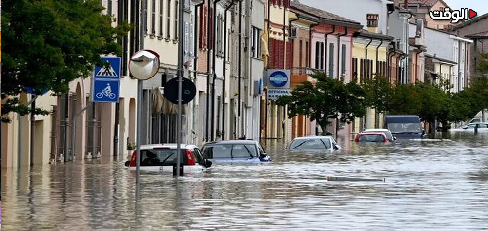 فيضانات إيطاليا تقتل 14 شخصاً وتشرّد 36 ألفاً
