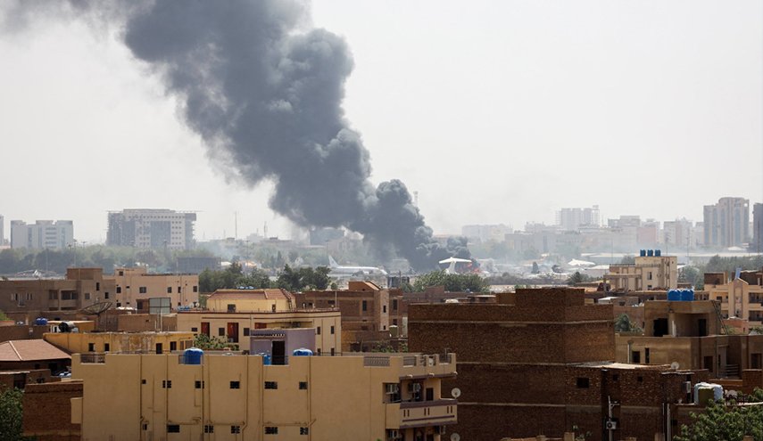 وسط استمرار الاشتباكات... طرفا الحرب في السودان يستأنفان محادثات غير مباشرة