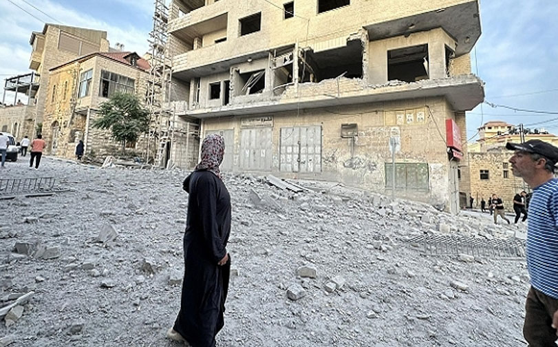 قوات الاحتلال تفجّر منزل الأسير ’إسلام الفروخ’ برام الله