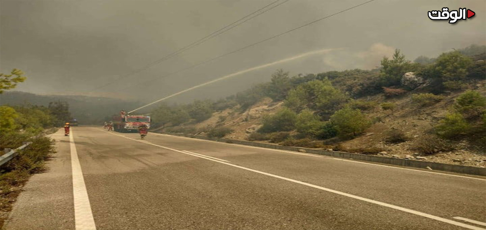 إجلاء المئات بعد اندلاع حريق غابات في جزيرة رودس اليونانية