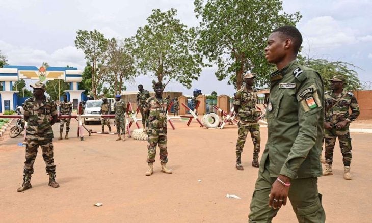 المجلس العسكري في النيجر يرسل وفدا لغينيا طلبا للدعم