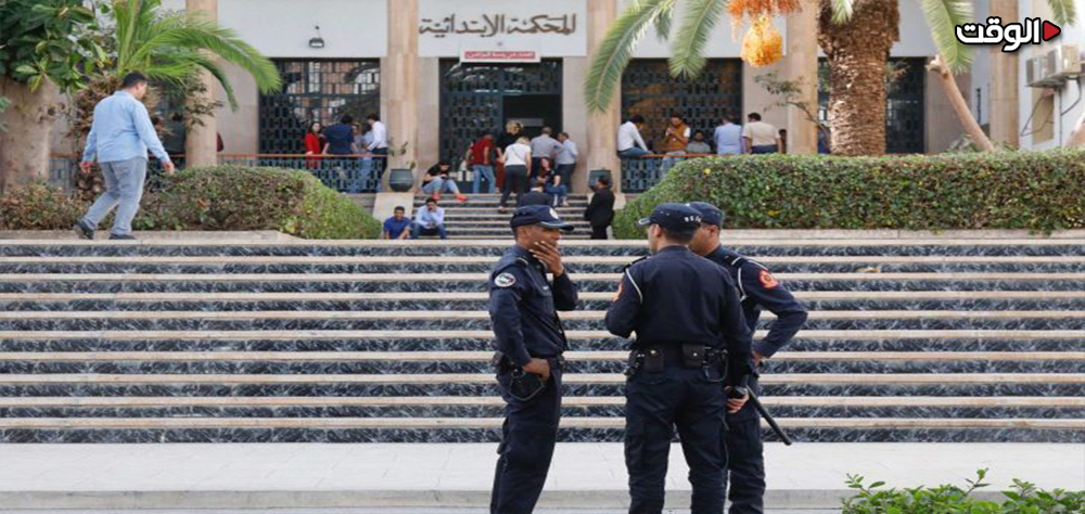 محكمة مغربية تقضي بسجن نائب وصحفي