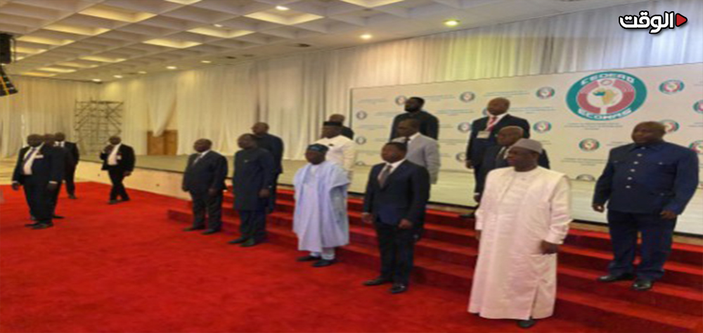 هل وساطة وفد رجال الدين بمثابة سقوط التدخل العسكري في النيجر؟