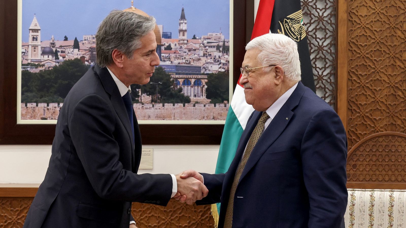 Blinken meets Mahmoud Abbas in the West Bank