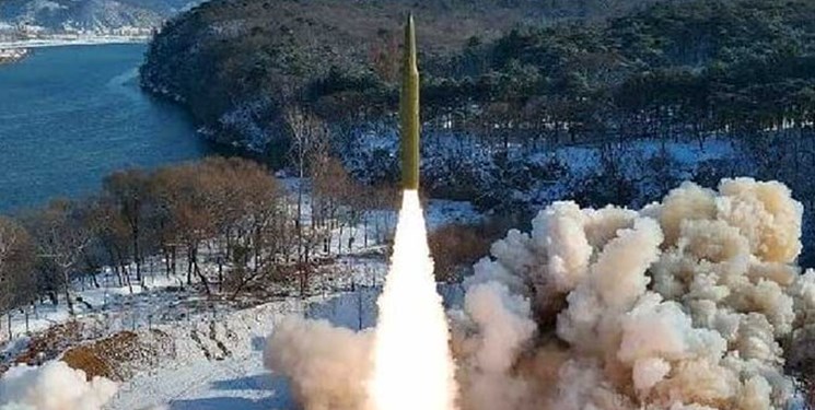 کره شمالی با موفقیت موشک فراصوت شلیک کرد