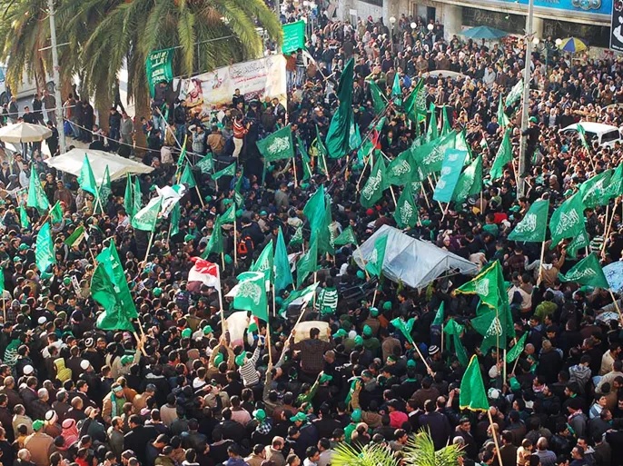 حماس: عملية “رعنانا” الفدائية رد طبيعي على مجازر الاحتلال وعدوانه المستمر على شعبنا