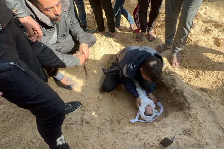 هلال احمر فلسطین:  اشغالگران برای چهارمین روز پیاپی بیمارستان امل را می‌کوبند