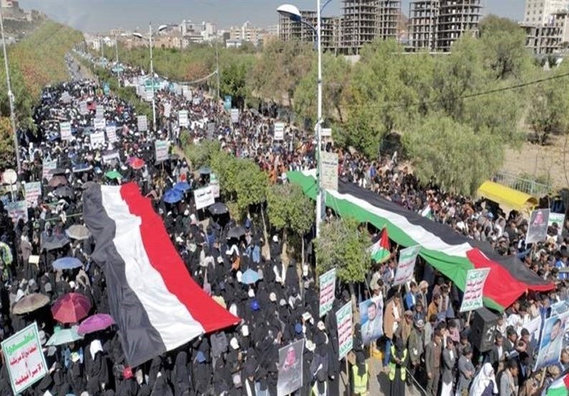 اليمن: مسيرات حاشدة تحت شعار "ساحاتنا جهاد.. ثابتون مع غزة حتى النصر".