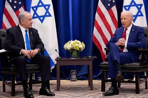 کلینتون: نتانیاهو باید برود، او قابل اعتماد نیست