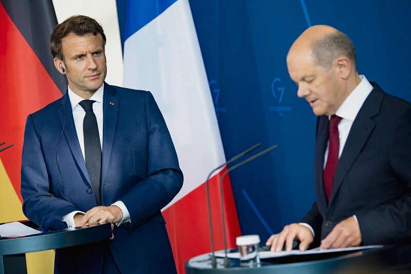 Ukraine Backers Aren’t at War with Russia, Scholz Tells Macron