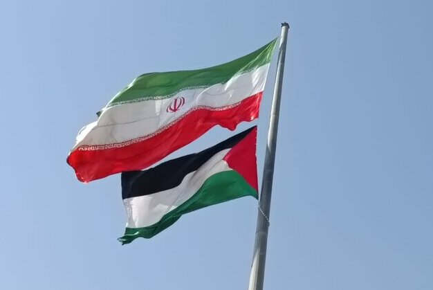 نصب پرچم ایران بر دیوار مسجدالاقصی