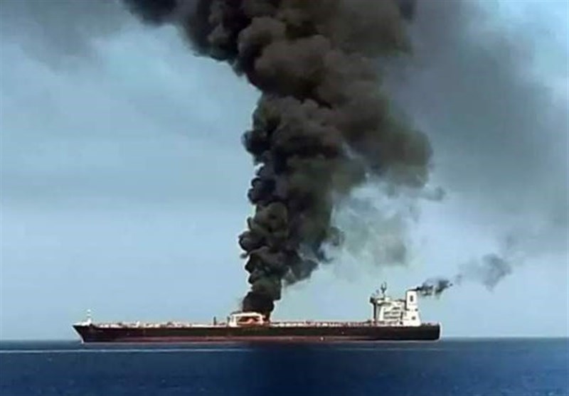 أنباء عن استهداف سفينة أمريكية في خليج عدن