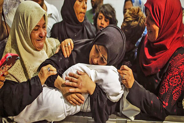 آنروا: روزانه ۶۳ بانو در غزه جان می‌بازند