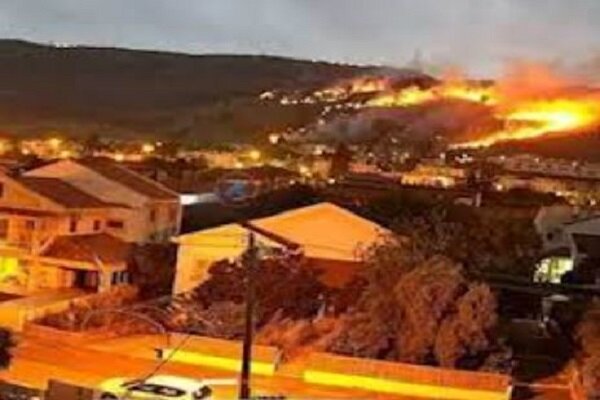 آتش‌سوزی شدید درشهرک‌های اشغالی درپی حمله حزب‌الله