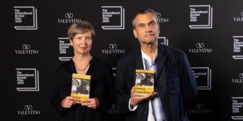 لأول مرة.. ألمانية تحصد جائزة بوكر الدولية عن روايتها "كايروس"