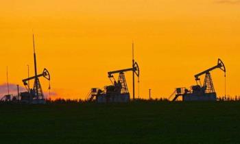 النفط يصعد بدعم قوة الطلب والتوتر في الشرق الأوسط