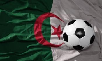 الجزائر تخسر على أرضها أمام غينيا في تصفيات المونديال