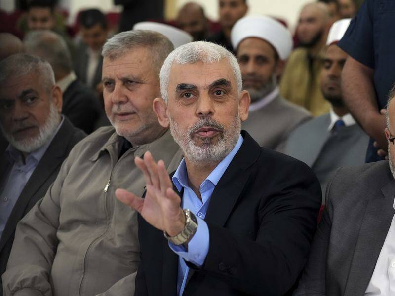 Yemenis stage massive rallies to declare support for Yahya Sinwar as new Hamas leader