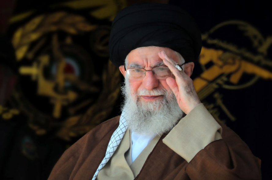 Ayatollah Khamenei Calls on Muslims to Support Hezbollah